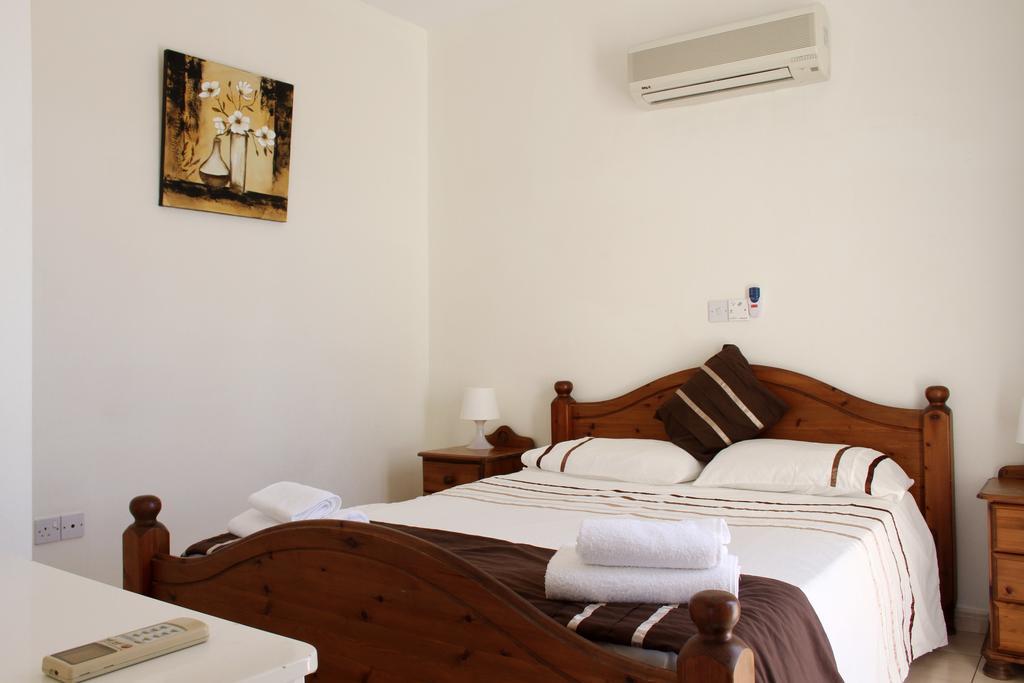 Constantia Gardens Apartments Paphos Exterior foto